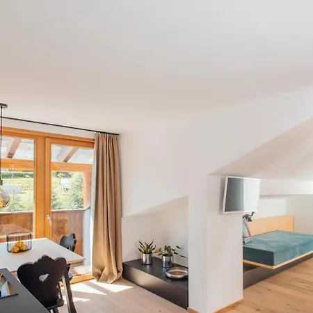 Hirschentenne Hotel Stams