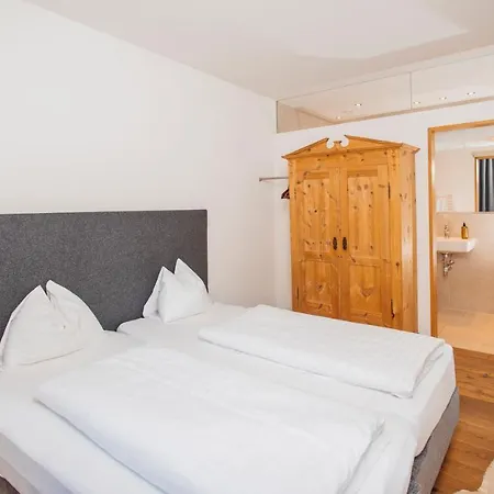 Hirschentenne Hotel Stams