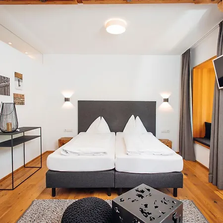 Hirschentenne 3* Stams