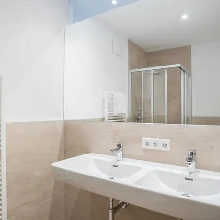 Hirschentenne Hotel Stams