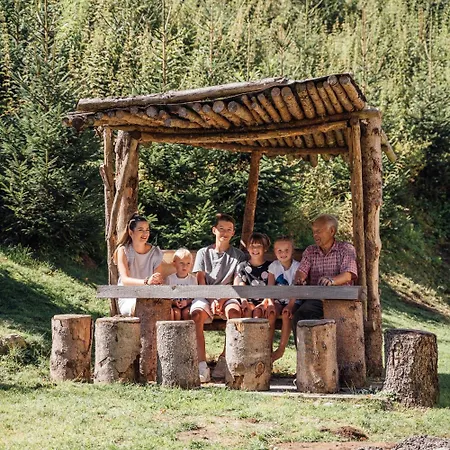 Hirschentenne 3* Stams